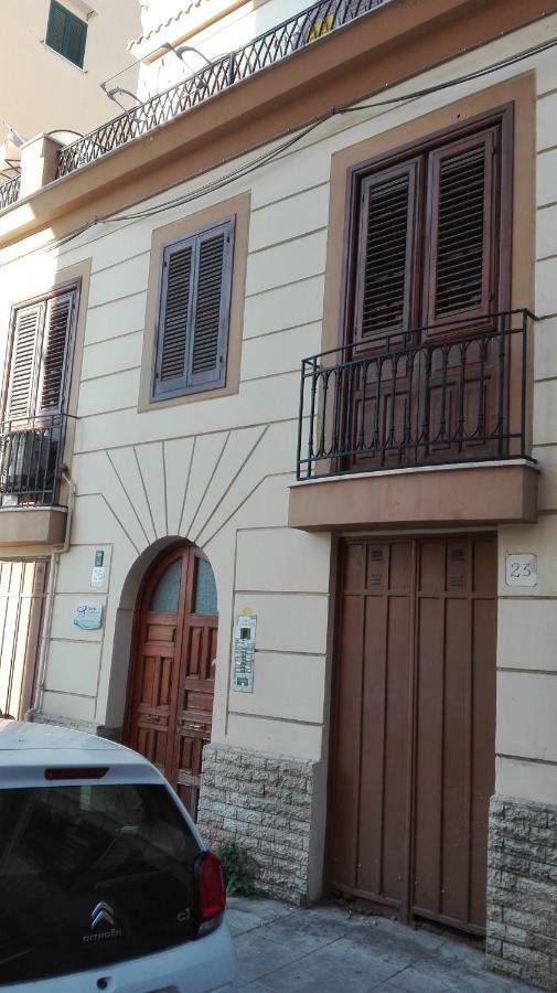 Alla Casetta Lägenhet Palermo Exteriör bild